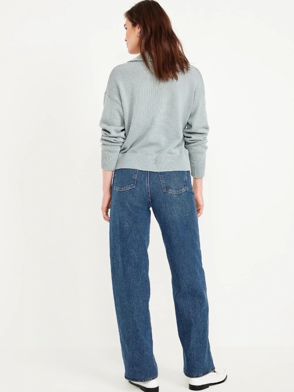 Old Navy Extra High-Rise Wide Leg Jeans - Medium Blue. Size 8 - Picture 2 of 10